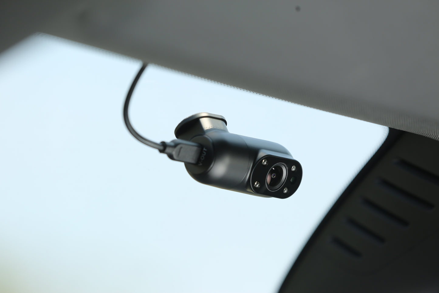 3-channel Front-Rear-Cabin Dashcam Installation - Luxury Car (Hardwired)